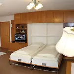 Aparthotel Appartementhaus Wuerding 3*