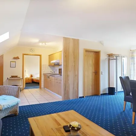 Apart Otel Appartementhaus Wuerding 3*