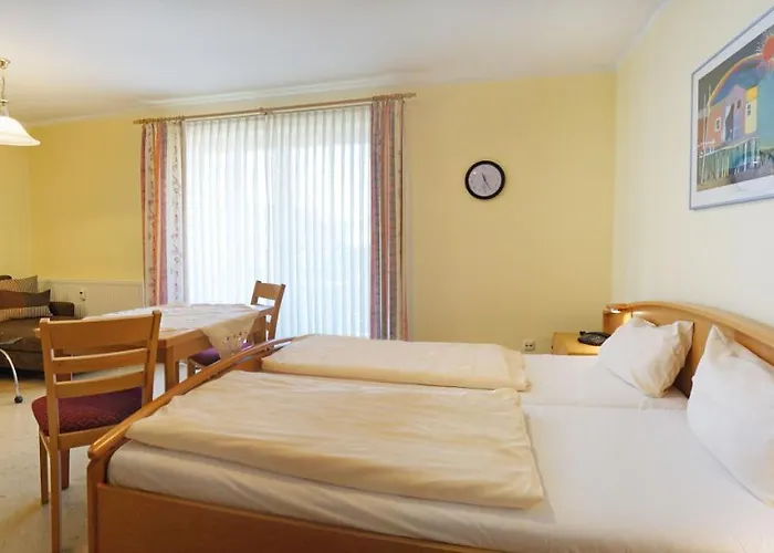 Appartementhaus Wuerding Hotel apartamentowy 3*